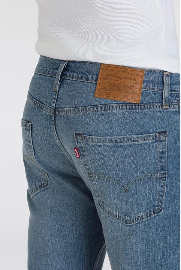 Levi's Tapered jeans 502 TAPER in een elegante moderne stijl - Foto 6