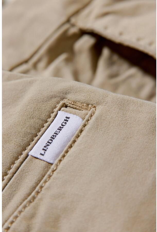 Lindbergh Slim fit chino met achterzakken