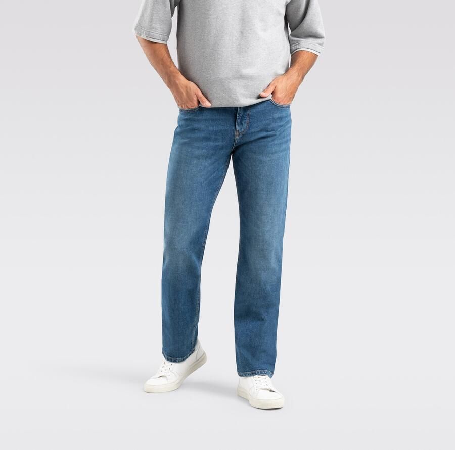 MAC Straight leg jeans in 5-pocketmodel model 'Rick'