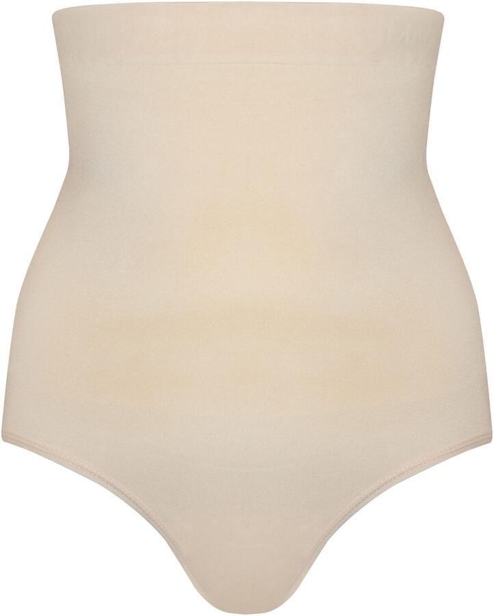 Magic Body Fashion Shapingslip Comfort Waistnipper Brief speciale zone voor het verstevigen van de billen