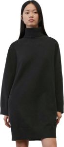Marc O'Polo Knitted dress with a turtleneck collar in a loose fit Zwart