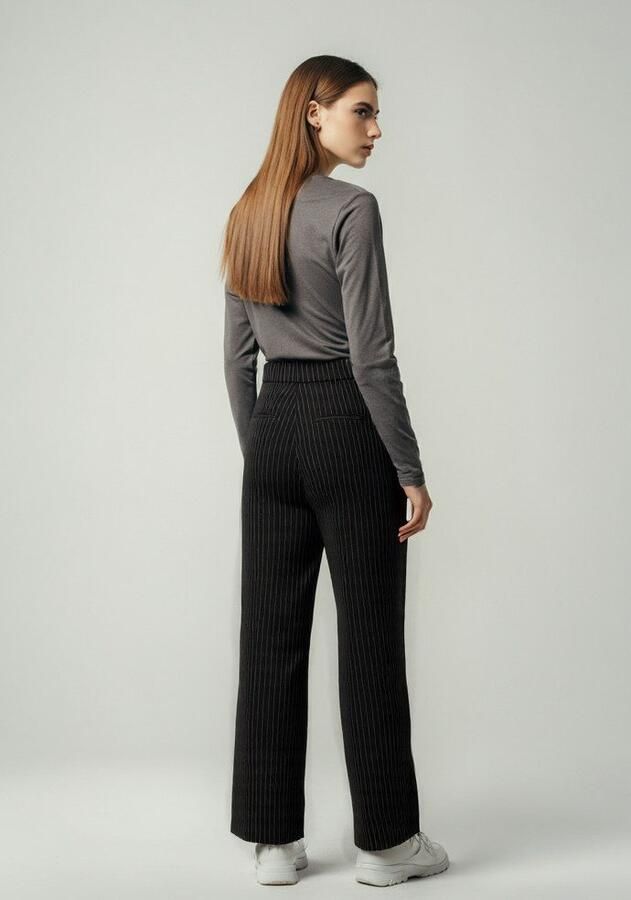 Melrose Pantalon met modieus krijtstreepje