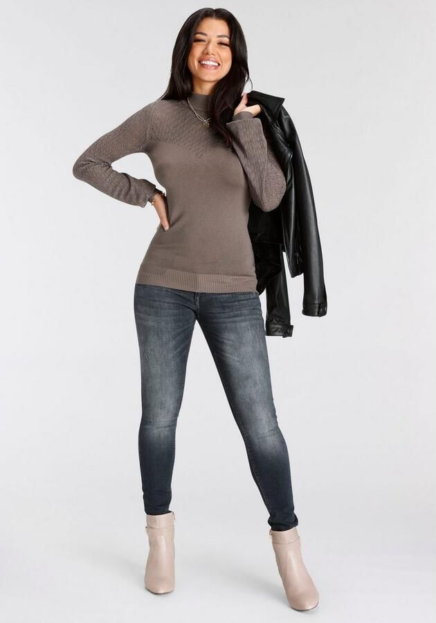 Melrose Trui met staande kraag met ajourbreisel en volumineuze mouwen - Foto 7