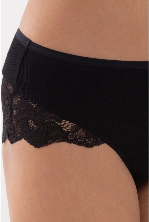 Mey Tailleslip Orangic Cotton Kantversiering aan de achterkant en aan de zijkanten