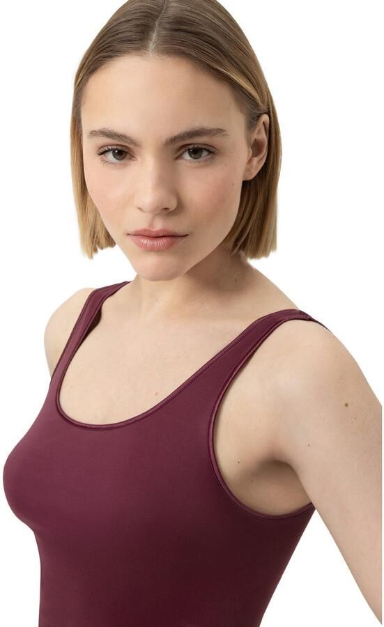 Mey Tanktop Serie Emotion zonder zijnaden brede bandjes fijnrib ronde halslijn