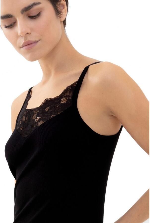 Mey Top met spaghettibandjes Orangic Cotton diepe v-hals katoenmix fijnrib kant