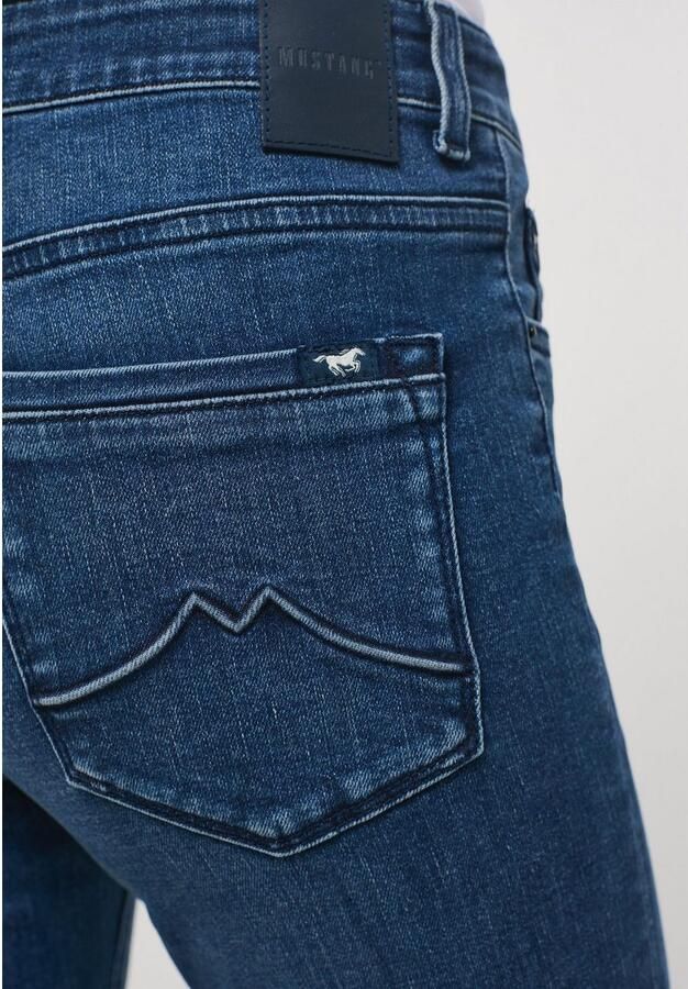 Mustang Skinny fit jeans in 5-pocketmodel model 'Shelby'