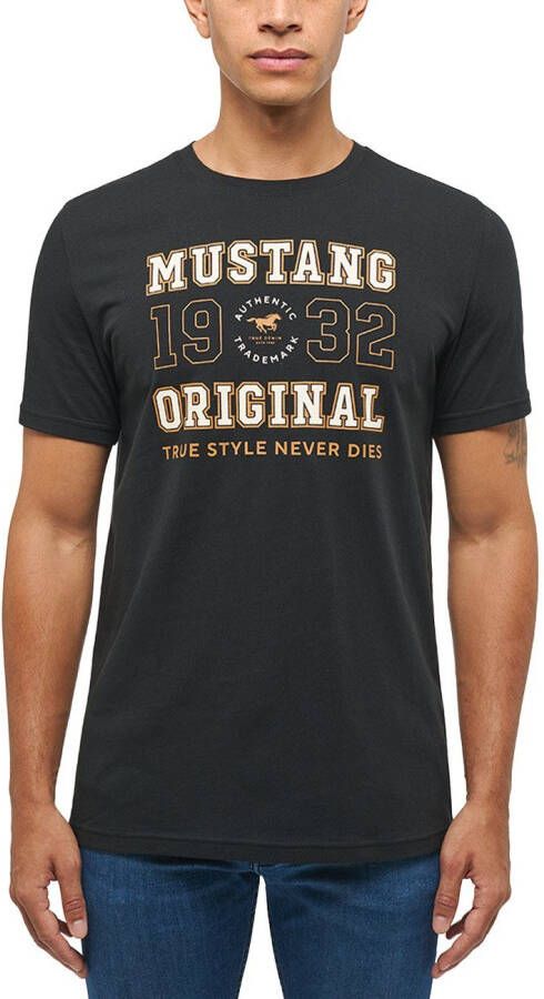 Mustang T-shirt Alex C Print