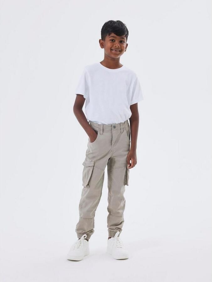 Name it KIDS regular fit cargobroek NKMRYAN beige Jongens Stretchkatoen 116 - Foto 3