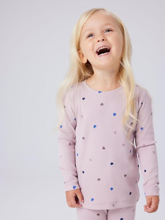 Name It Shirt met lange mouwen NMFNUTTI LS TOP NOOS met geweldige hartjes-alloverprint