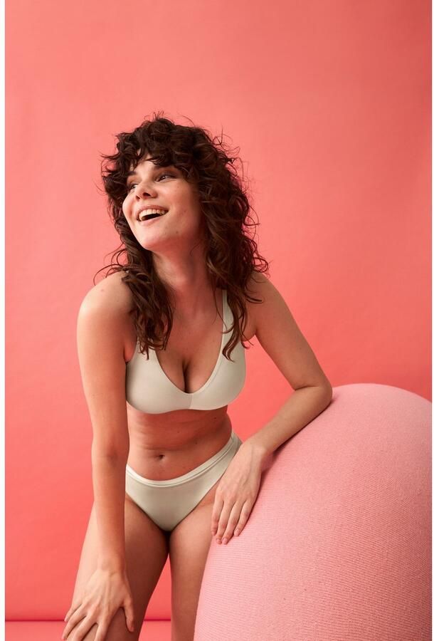 Naturana Minimizer-bh The Thursday zonder beugel brede bandjes basic comfortabel zacht ontlastingsbandjes (1-delig) - Foto 7