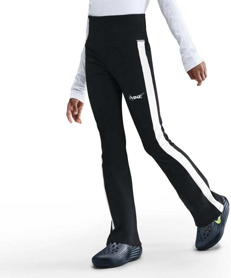 Nike Sportswear Short G NSW CLSSC TGHT FLARE GX STAR - Foto 5