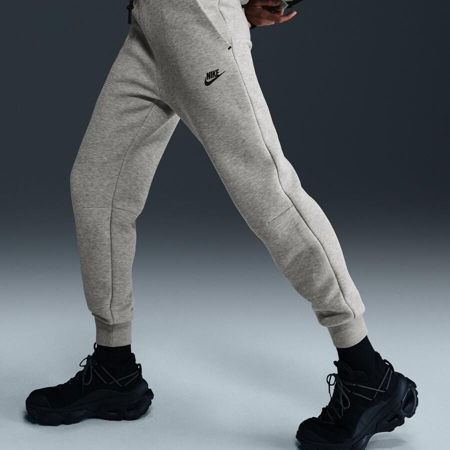 Nike Joggingbroek met halfhoge taille voor dames Sportswear Tech Fleece Grijs- Dames Grijs - Foto 7