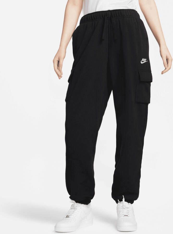 Nike Sportswear Joggingbroek Club Fleece Women's Mid-Rise Oversized Cargo Sweatpants