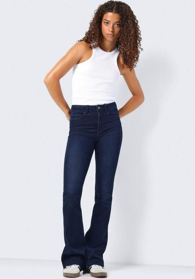 Noisy may Bootcut jeans NMSALLIE HW FLARE JEANS VI241DB NOOS - Foto 4