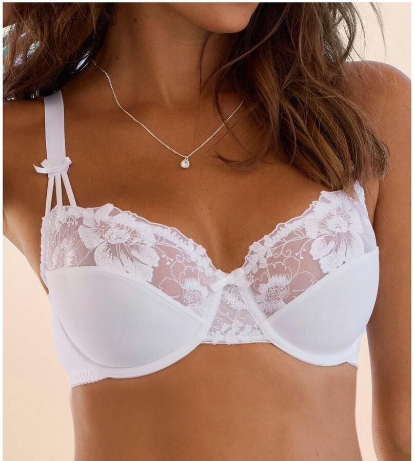 Nuance Beugel-bh met elegante geborduurde kant en mooie decoratieve bandjes lingerie