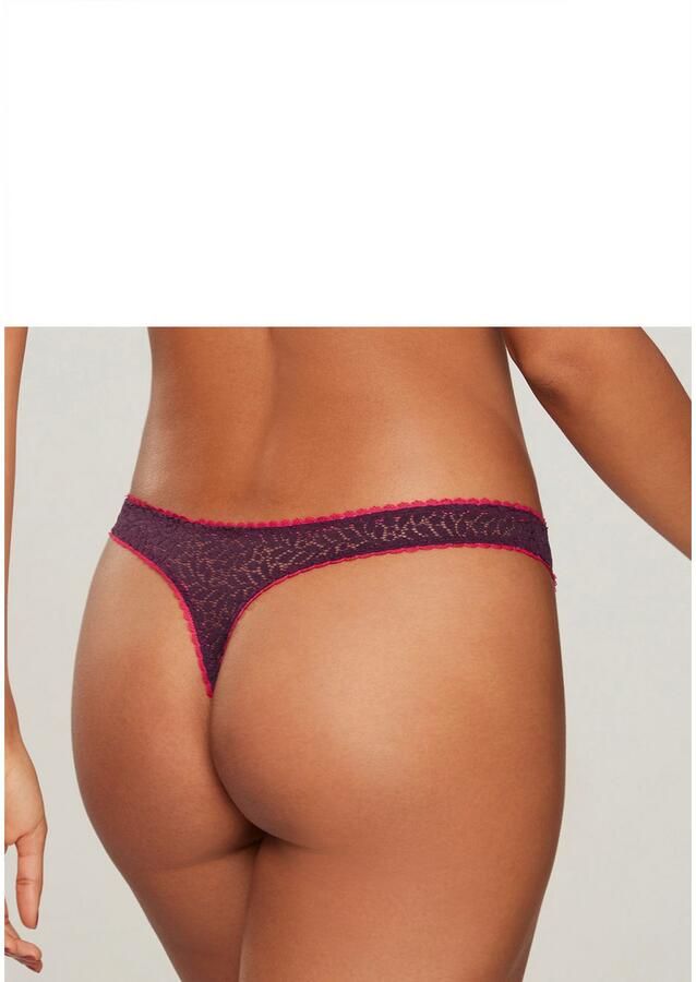 Nuance String van edele licht transparante kant