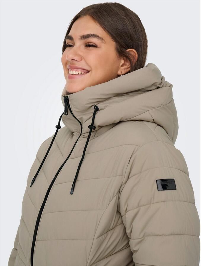 ONLY CARMAKOMA Gewatteerde jas CARJULIET LIFE QUILT COAT OTW