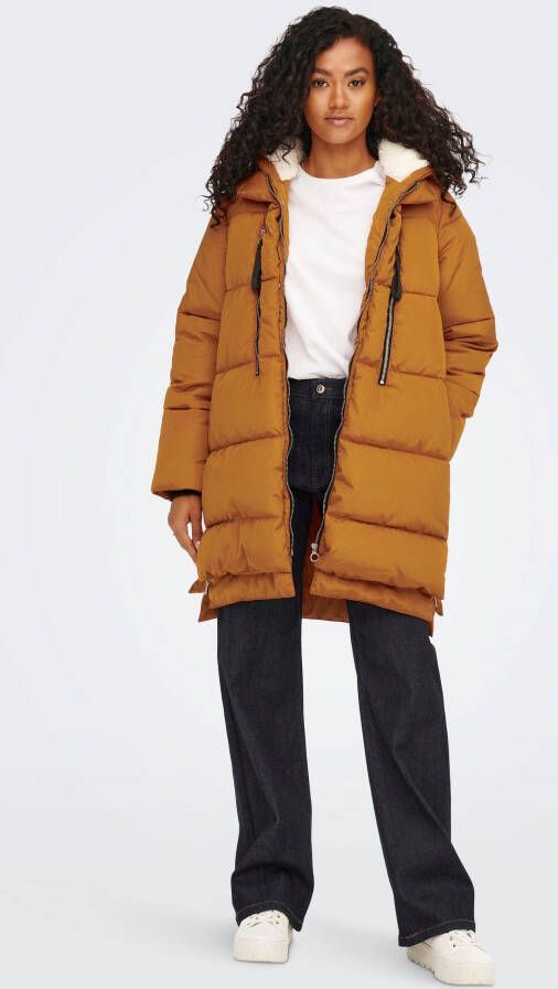 Only Doorgestikte jas ONLNORA LONG PUFFER COAT met een capuchon