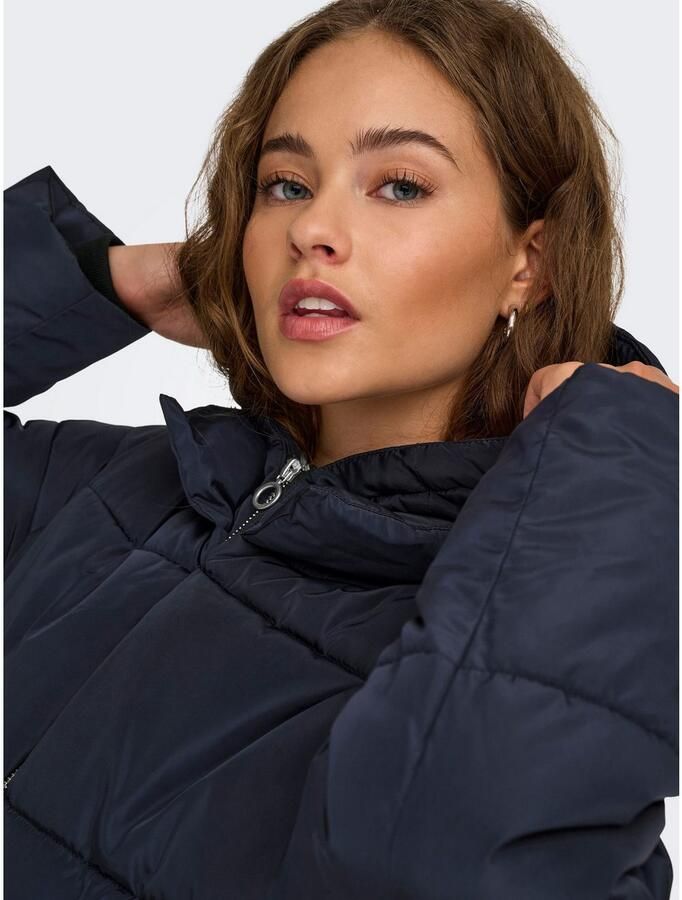 Only Gewatteerde jas ONLKELLY NORA LONG PUFFER COAT OTW