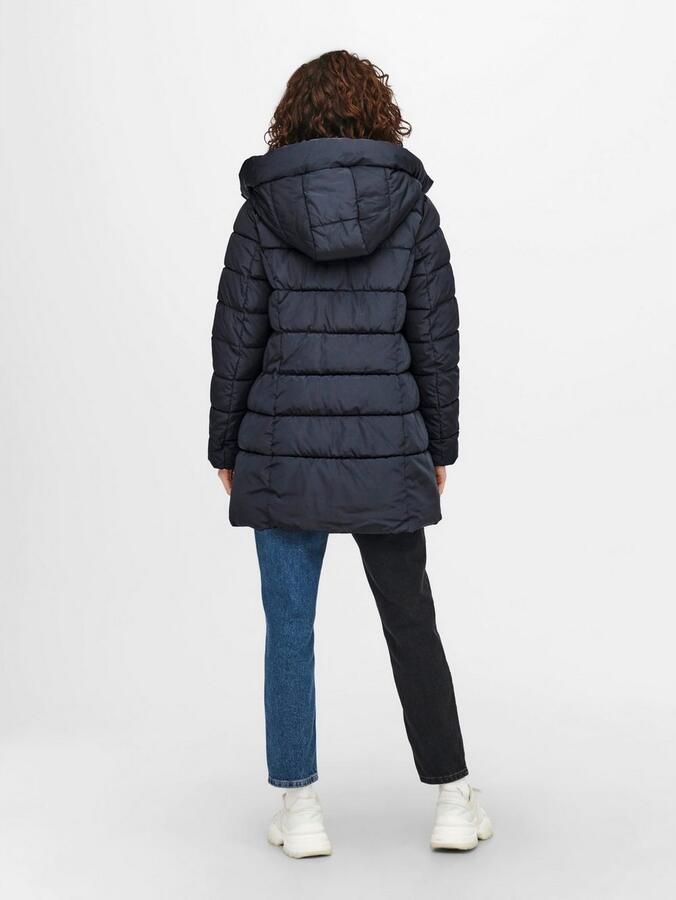 Only Doorgestikte jas ONLNEWLINA PUFFER COAT OTW met een grote capuchon - Foto 4