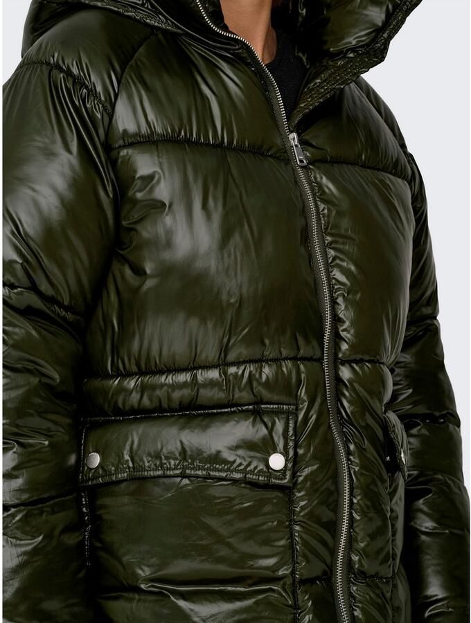 Only Gewatteerde jas ONLSKY OVERSIZED PUFFER COAT CC OTW