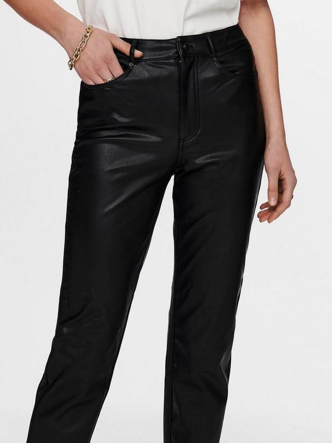 Only emily zwarte high waist straight fit leerlook ankle broek valt kleiner - Foto 6