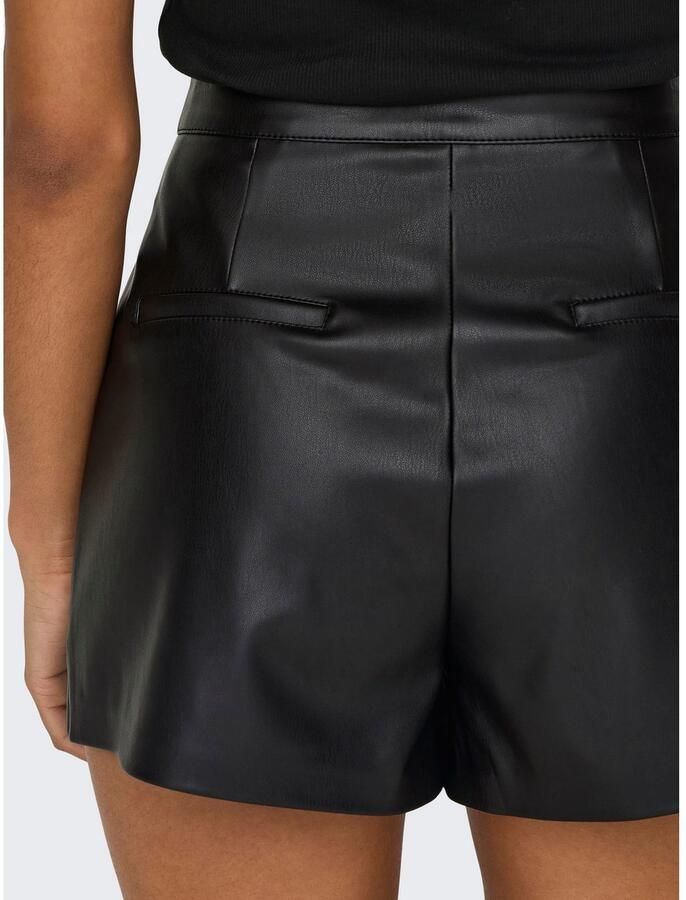 Only Regular fit korte broek van imitatieleer met opgestikte zakken model 'TRICIA' - Foto 2