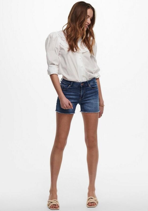 Only Jeansshort ONLBLUSH – Jeansshorts met gerafelde zoom Schuureffecten modieus skinny fit ronde hals regular fit - Foto 6