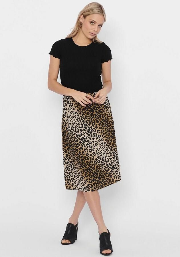 Only Shirt met ronde hals ONLEMMA S S SHORT TOP NOOS JRS Ronde hals modieus regular fit gegolfde afwerking effen - Foto 5