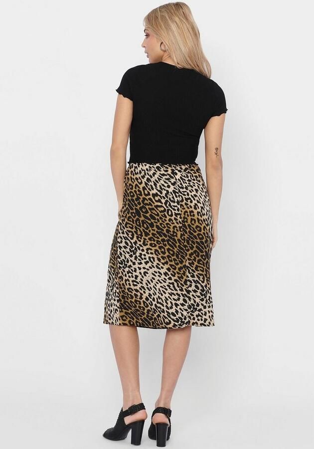 Only Shirt met ronde hals ONLEMMA S S SHORT TOP NOOS JRS Ronde hals modieus regular fit gegolfde afwerking effen - Foto 6