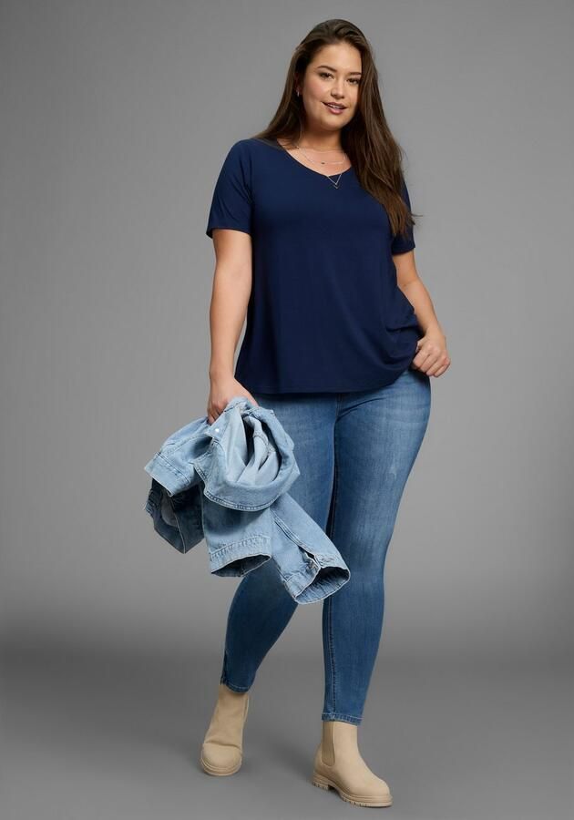 OTTO T-shirt met v-hals van vloeiende viscose grote maat - Foto 4