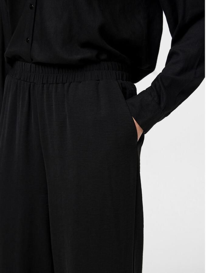 Pieces Comfortbroek PCTIFFANY HW WIDE PANTS WVN NOOS BC