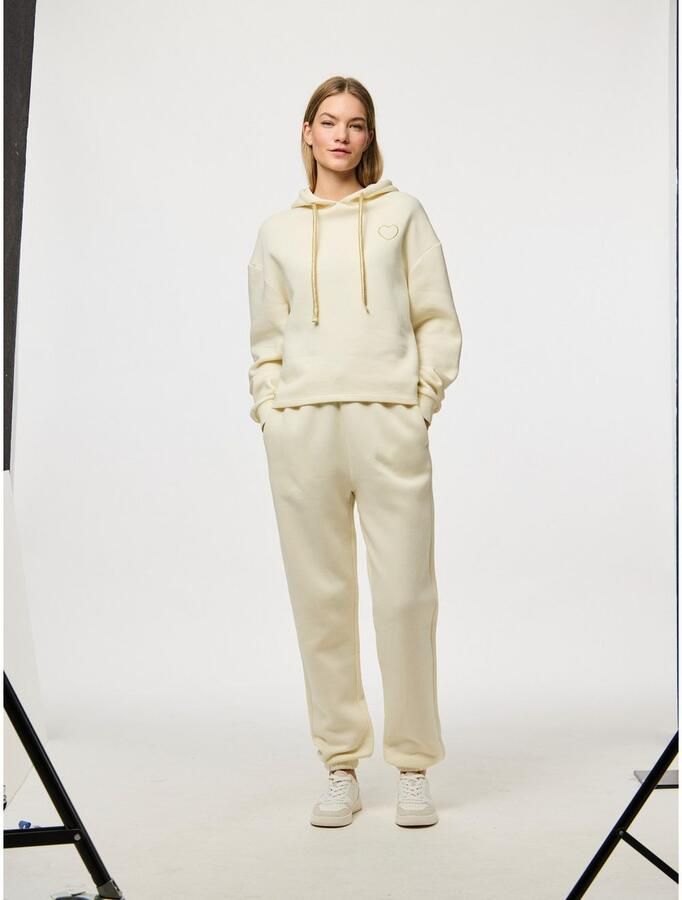 Pieces Hoodie PCCHILLI LS HEART HOODIE NOOS BC - Foto 3