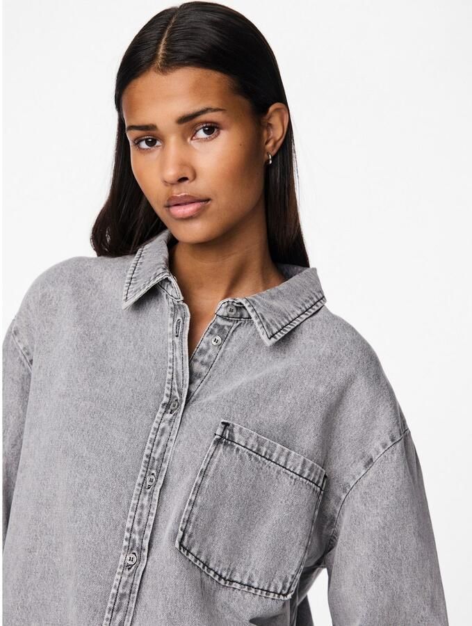 Pieces Loose fit jeansoverhemd van katoenmix model 'MAISIE'