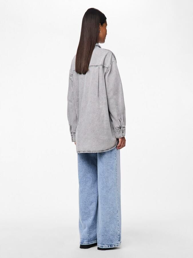 Pieces Loose fit jeansoverhemd van katoenmix model 'MAISIE' - Foto 4