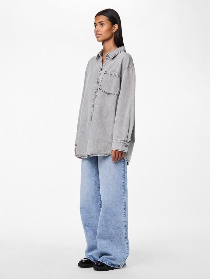 Pieces Loose fit jeansoverhemd van katoenmix model 'MAISIE' - Foto 3