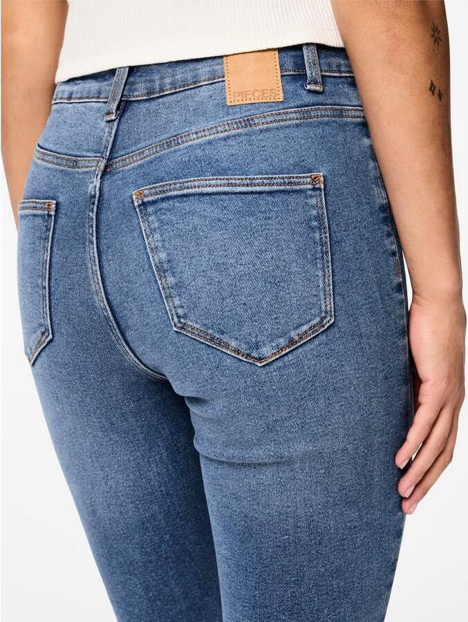 Pieces Skinny fit jeans PCDANA HW SKINNY JEANS MB402 NOOS