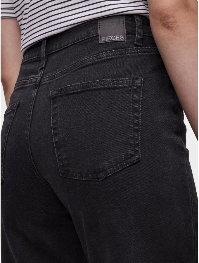 Pieces Straight jeans PCKELLY HW STRAIGHT JEANS BL102 NOOS BC
