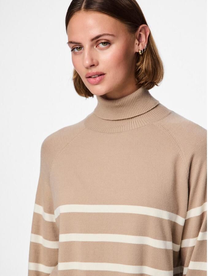 Pieces Regular fit gebreid jack met streepmotief model 'SIA'