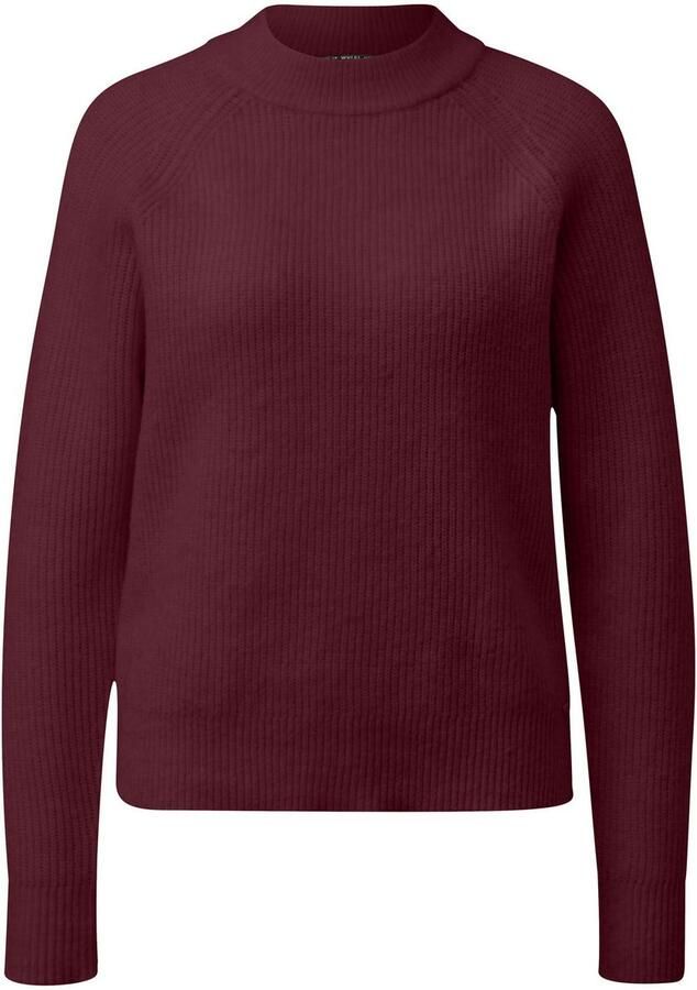 Q S designed by Gebreide trui