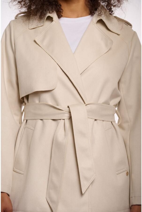 Rino & Pelle Trenchcoat CAATJE met een bindceintuur
