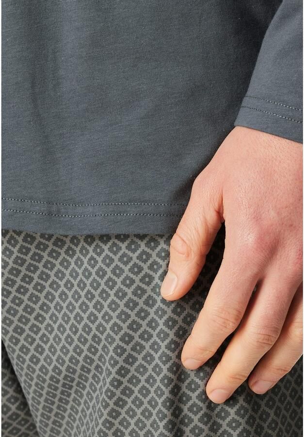 Schiesser Pyjama Comfort Essentials met v-hals en opgestikte borstzak (2-delig)