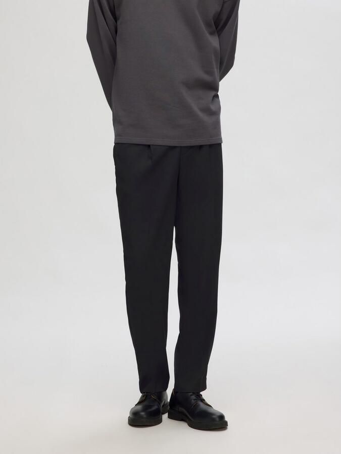 Selected Homme Tapered fit stoffen broek met bandplooien model 'LEROY' - Foto 7