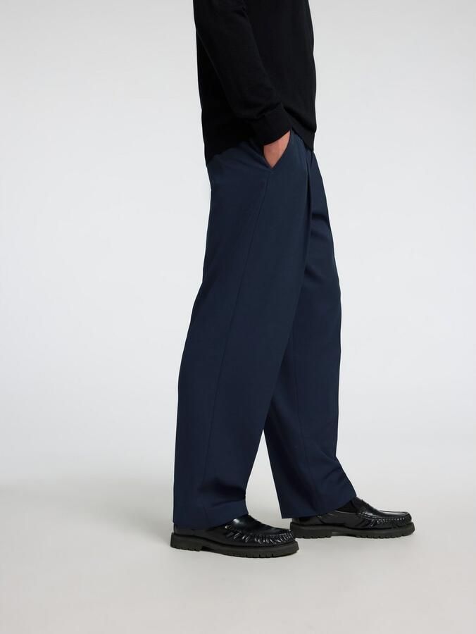 Selected Homme Loose fit bandplooibroek met riemlussen model 'FINN' - Foto 11