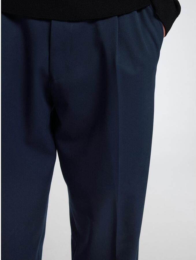 Selected Homme Loose fit bandplooibroek met riemlussen model 'FINN'