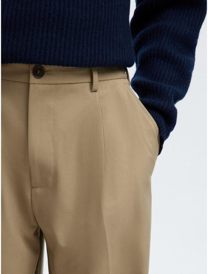 Selected Homme Loose fit bandplooibroek met riemlussen model 'FINN'