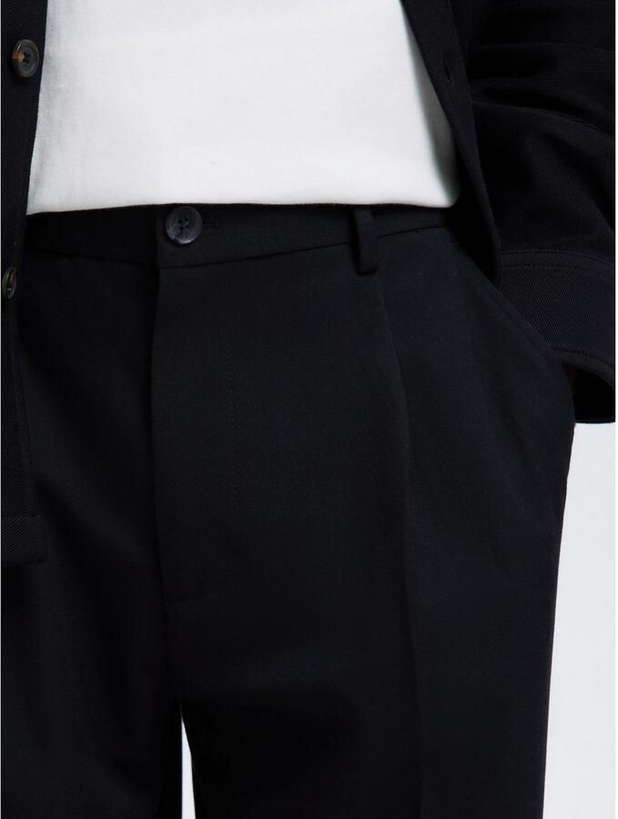 Selected Homme Loose fit bandplooibroek met riemlussen model 'FINN' - Foto 2