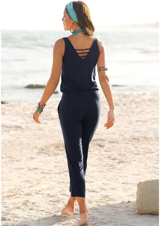 S.Oliver RED LABEL Beachwear Jumpsuit met versierde halslijn elastische jumpsuit met zakken