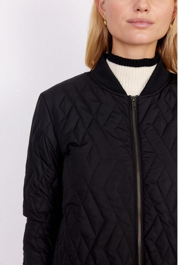 Soyaconcept Gewatteerde jas SC FENYA10 met afgeronde splitjes opzij